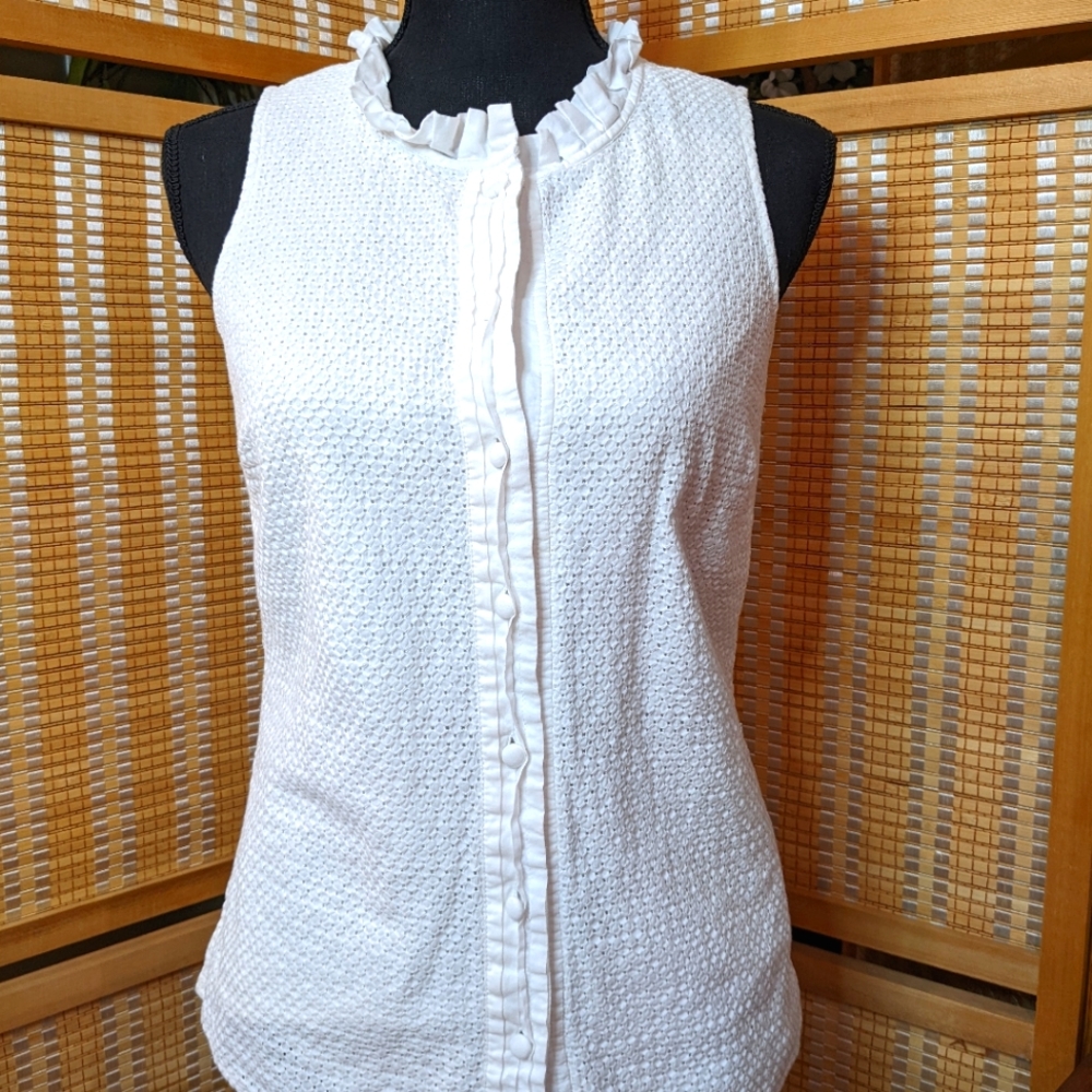 Lilly Pulitzer white sleeveless button-front cotton top size 8